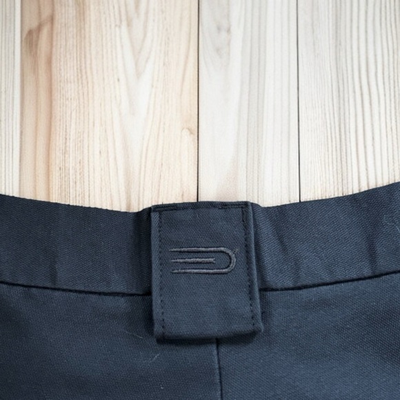 Dockers Navy Blue Golf Shorts 32W 9” Inseam Flat Front Relaxed Fit - Picture 4 of 4